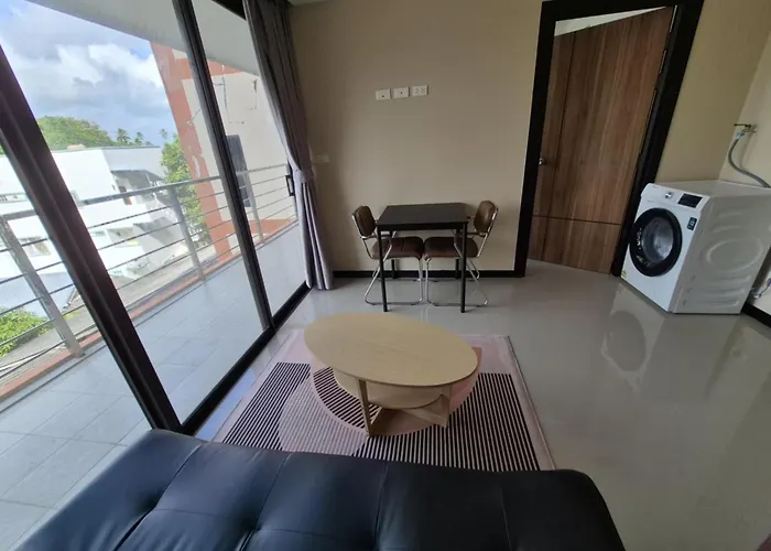 Rawai Condominium 拉薇海滩酒店公寓